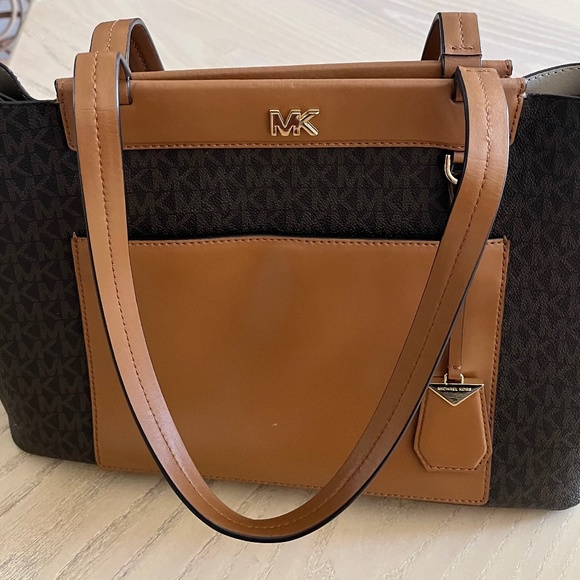 Michael Kors Tone Brown Signature Bag
